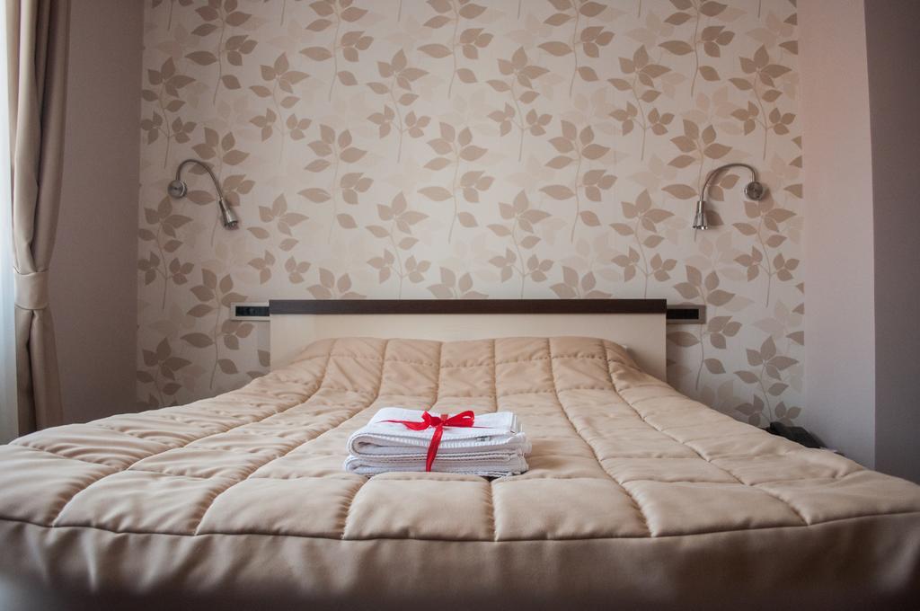 Garni Hotel 018 In Ni Eksteriør bilde